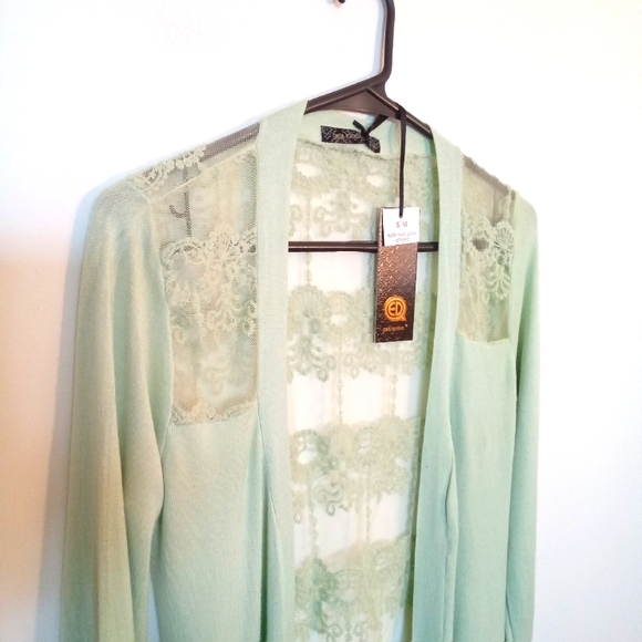 Open Front Cardigan with Lace Back and Shoulder Inserts - Picture 4 of 12